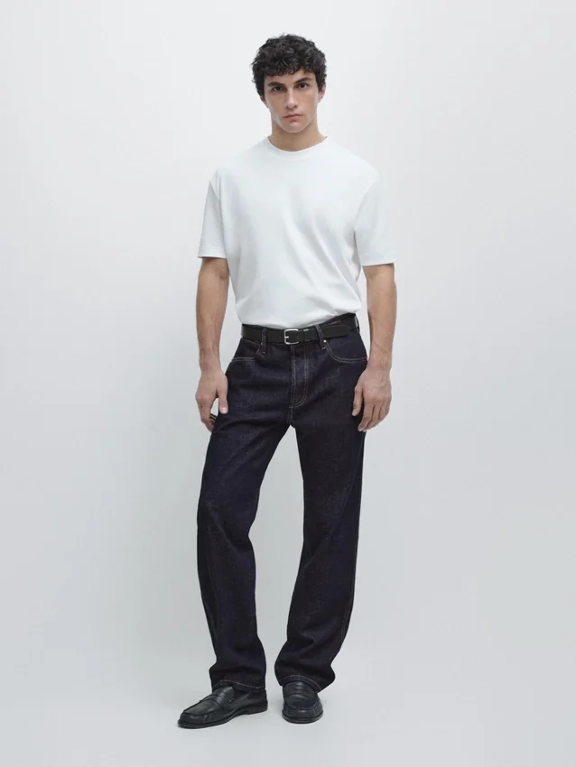 T-Shirts aus 100 % Baumwolle, mittleres Gewicht T-Shirts aus 100 % Baumwolle, mittleres Gewicht