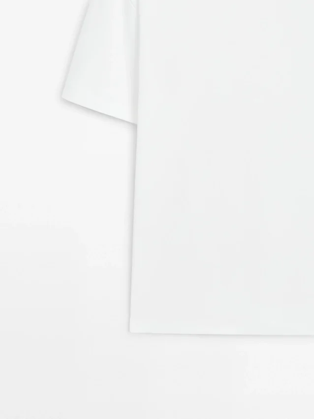 T-Shirts aus 100 % Baumwolle, mittleres Gewicht T-Shirts aus 100 % Baumwolle, mittleres Gewicht