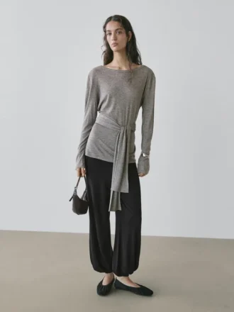 T-Shirts mit Krawatten-Detail