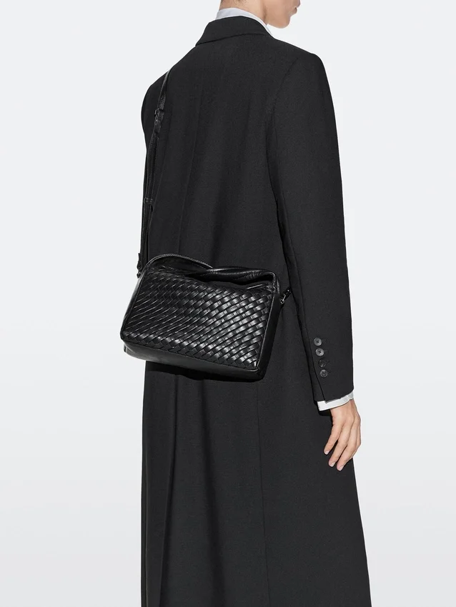 Tasche aus mittelgrober Nappaleder Tasche aus mittelgrober Nappaleder