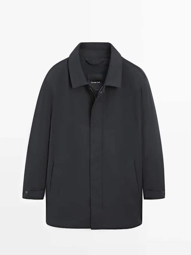 Trenchcoat aus wasserabweisendem Material Trenchcoat aus wasserabweisendem Material