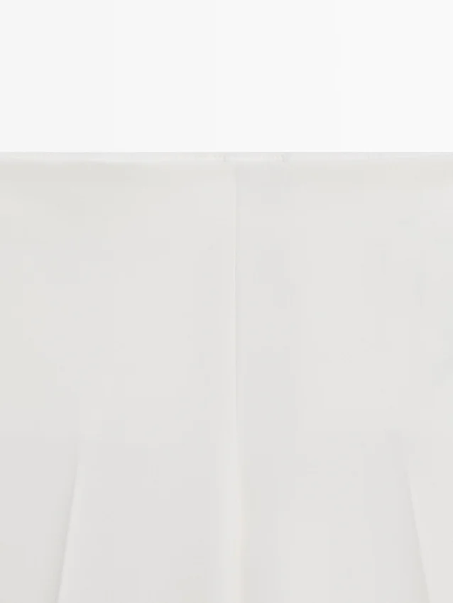 Weit geschnittene, voluminöse Hose Weit geschnittene, voluminöse Hose