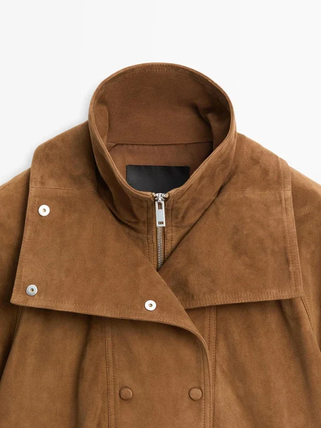 Wildlederjacke mit Knöpfen Wildlederjacke mit Knöpfen