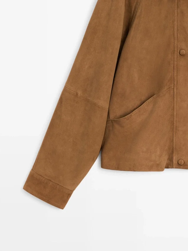 Wildlederjacke mit Knöpfen Wildlederjacke mit Knöpfen