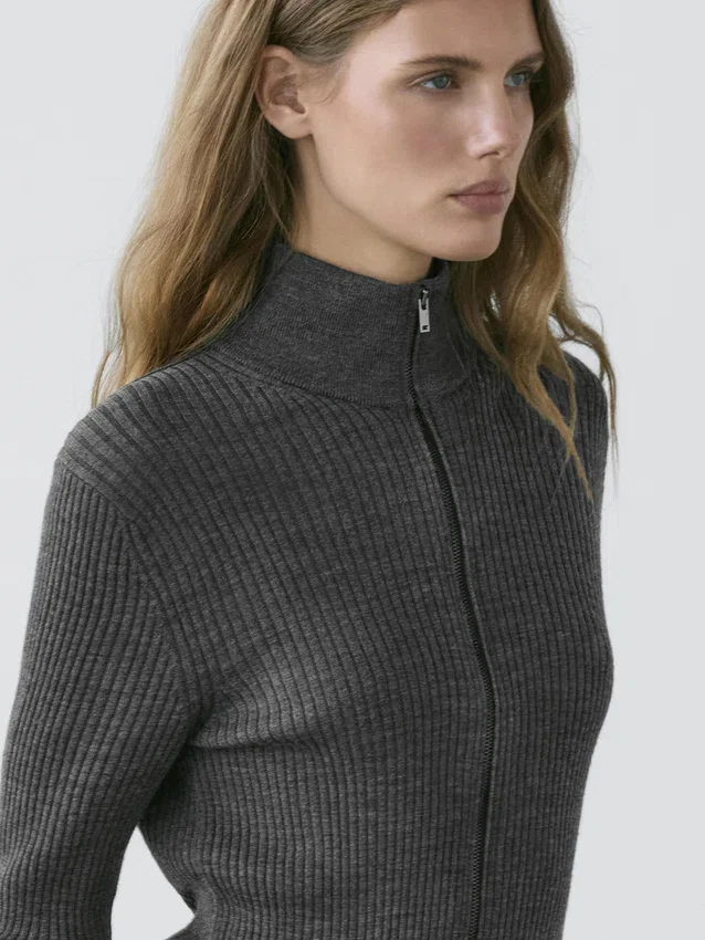 Woll-Cardigan mit Reißverschluss Woll-Cardigan mit Reißverschluss